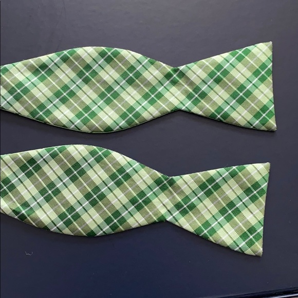 Reversible Bow Tie - Picture 2 of 2